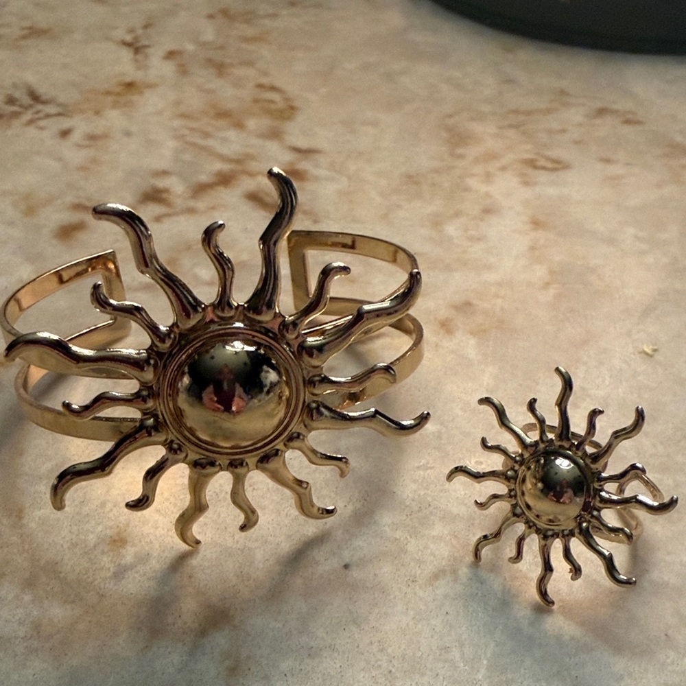 Gold Sunburst Bracelet and Ring Set
